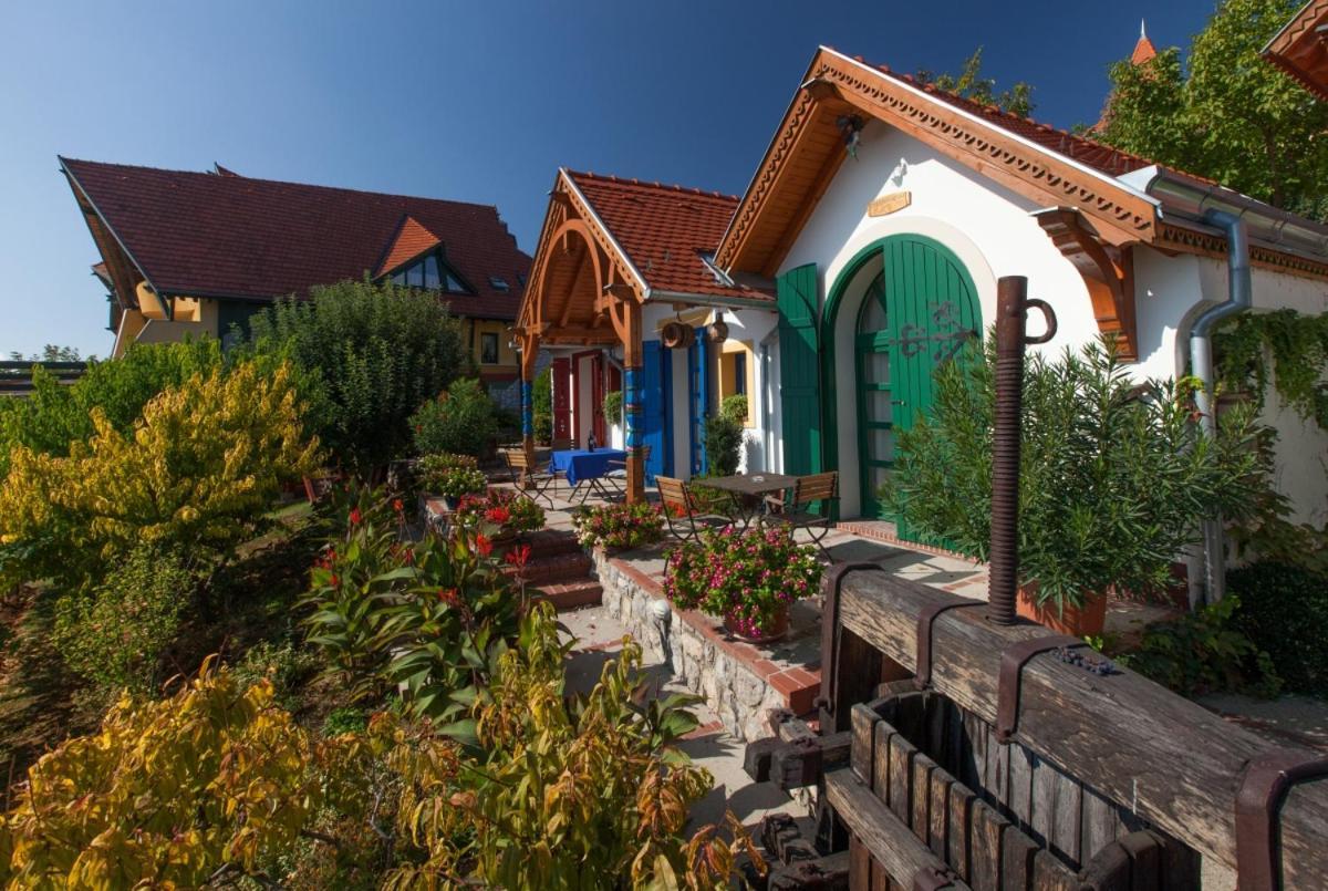 Bagoly Pincesor Fogado Bed and Breakfast Πετς Εξωτερικό φωτογραφία